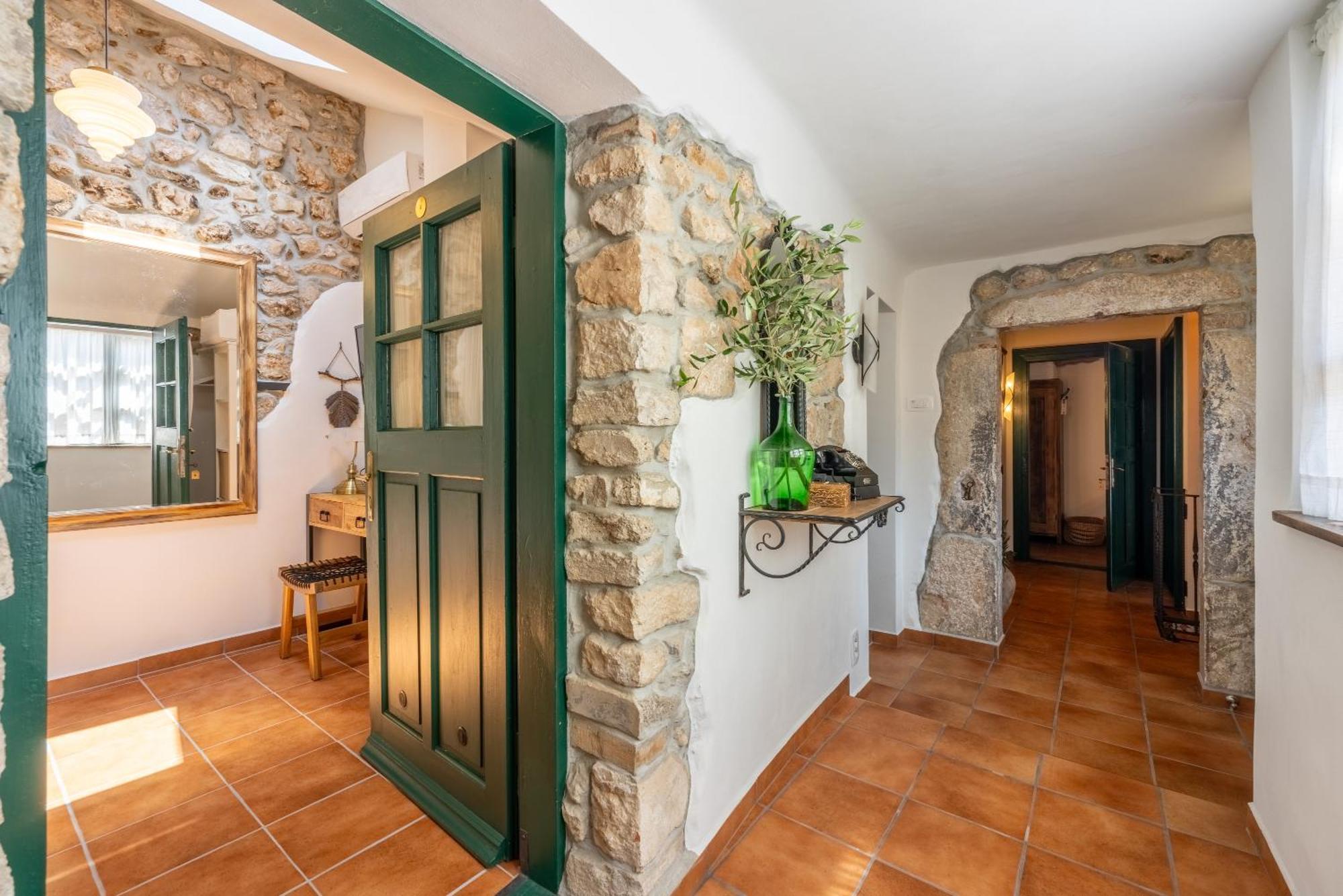 Vila Cocoon - Vacation With Heated Pool & Garden Bribir (Primorje-Gorski Kotar)